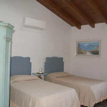 Casa Santa Lucia * Montinelle